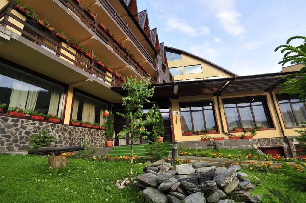 Mistral Resort Моечиу-де-Сус Экстерьер фото