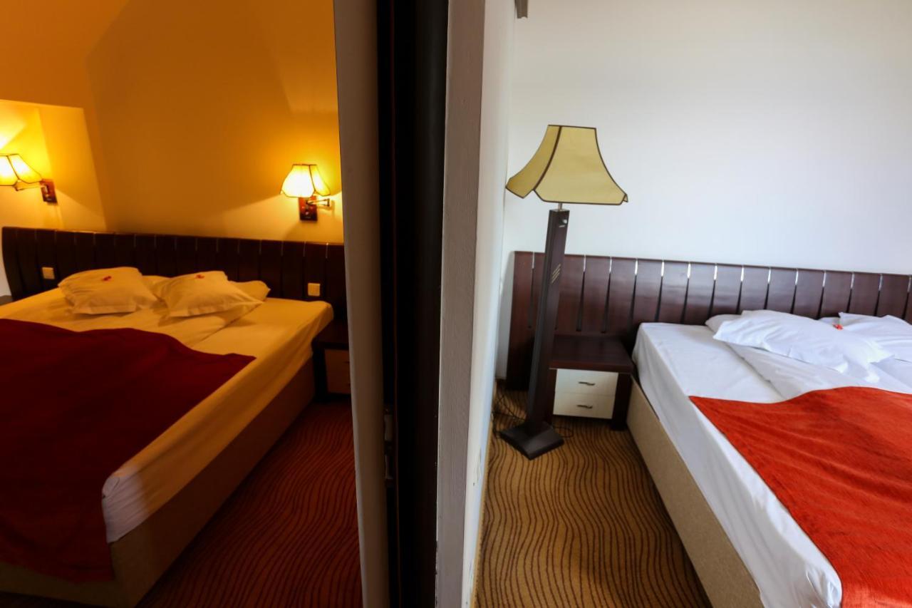 Mistral Resort Моечиу-де-Сус Экстерьер фото
